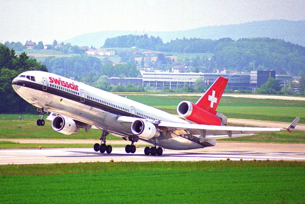 Douglas MD-11 de Swissair au décollage